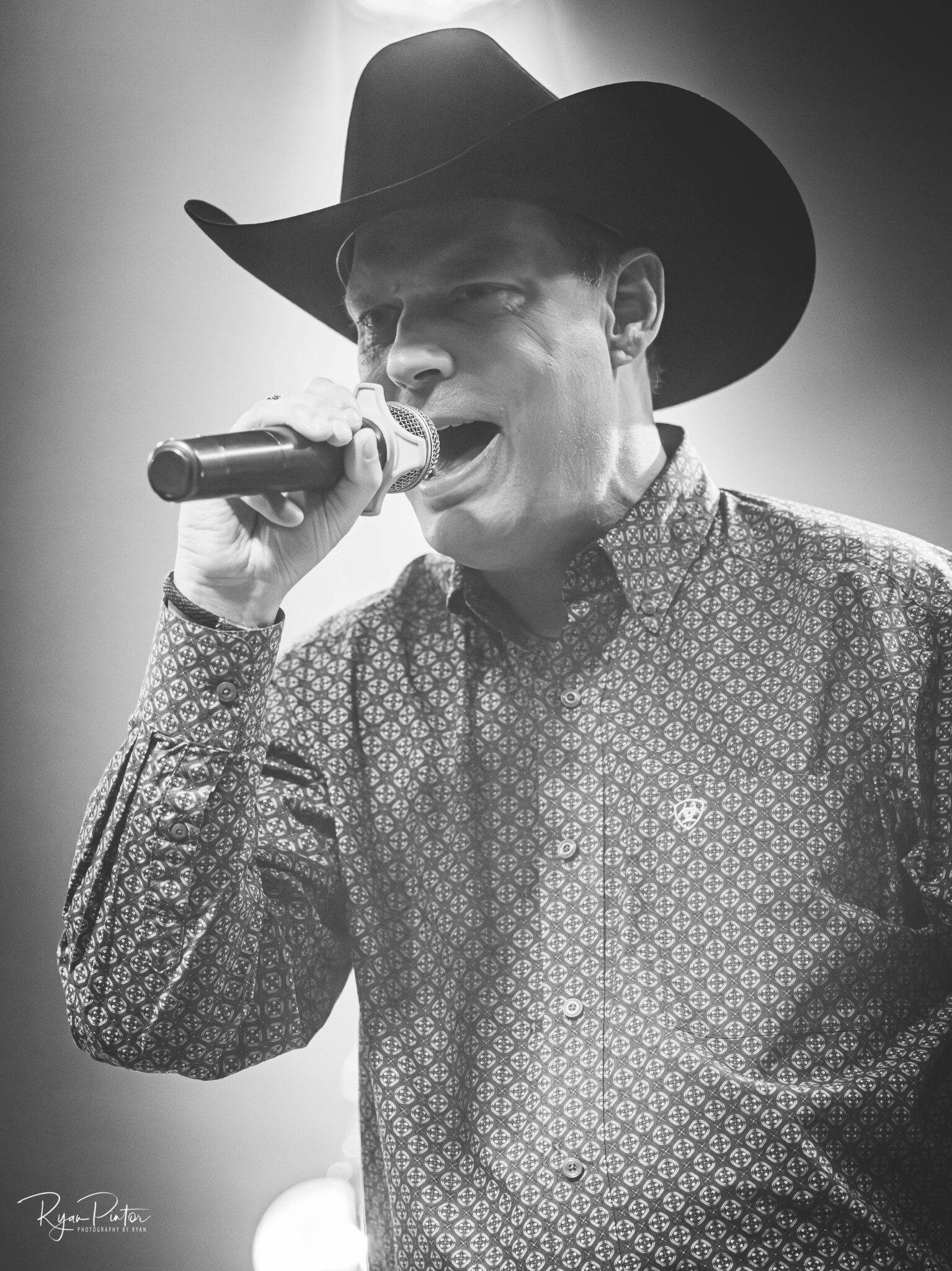 received 1792932831205646 1535x2048